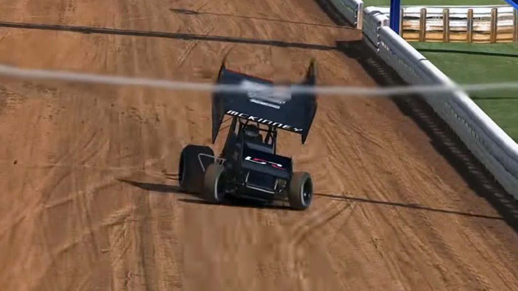 iRacing World of Outlaws Sprint Car Championship Series Round Six Last Chance Race Image 2